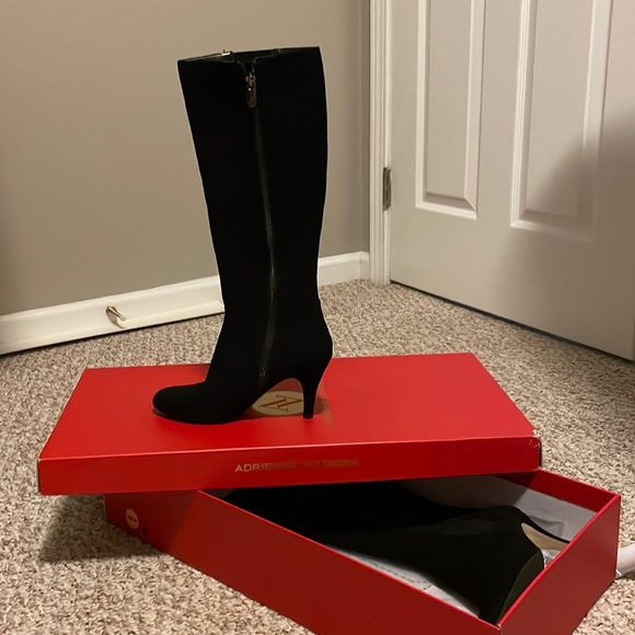 ADRIENNE VITTADINI SUEDE HIGH BOOTS - Picture 1 of 8